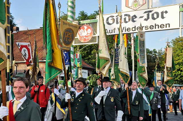 Eroeffnung   121.jpg